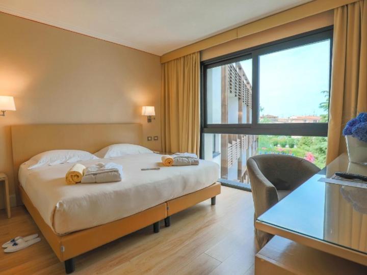 Hotel Acquaviva Del Garda Desenzano del Garda Zewnętrze zdjęcie